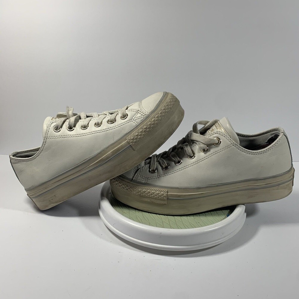 Converse Chuck Taylor Low  Leather Women's Size 8.5 White Star OX Platform  Lift